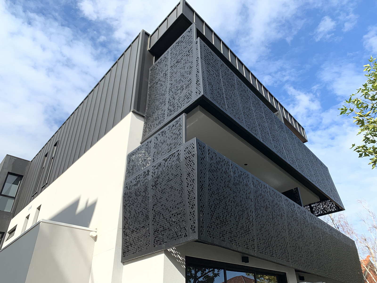 lr the dock apartments projex 2